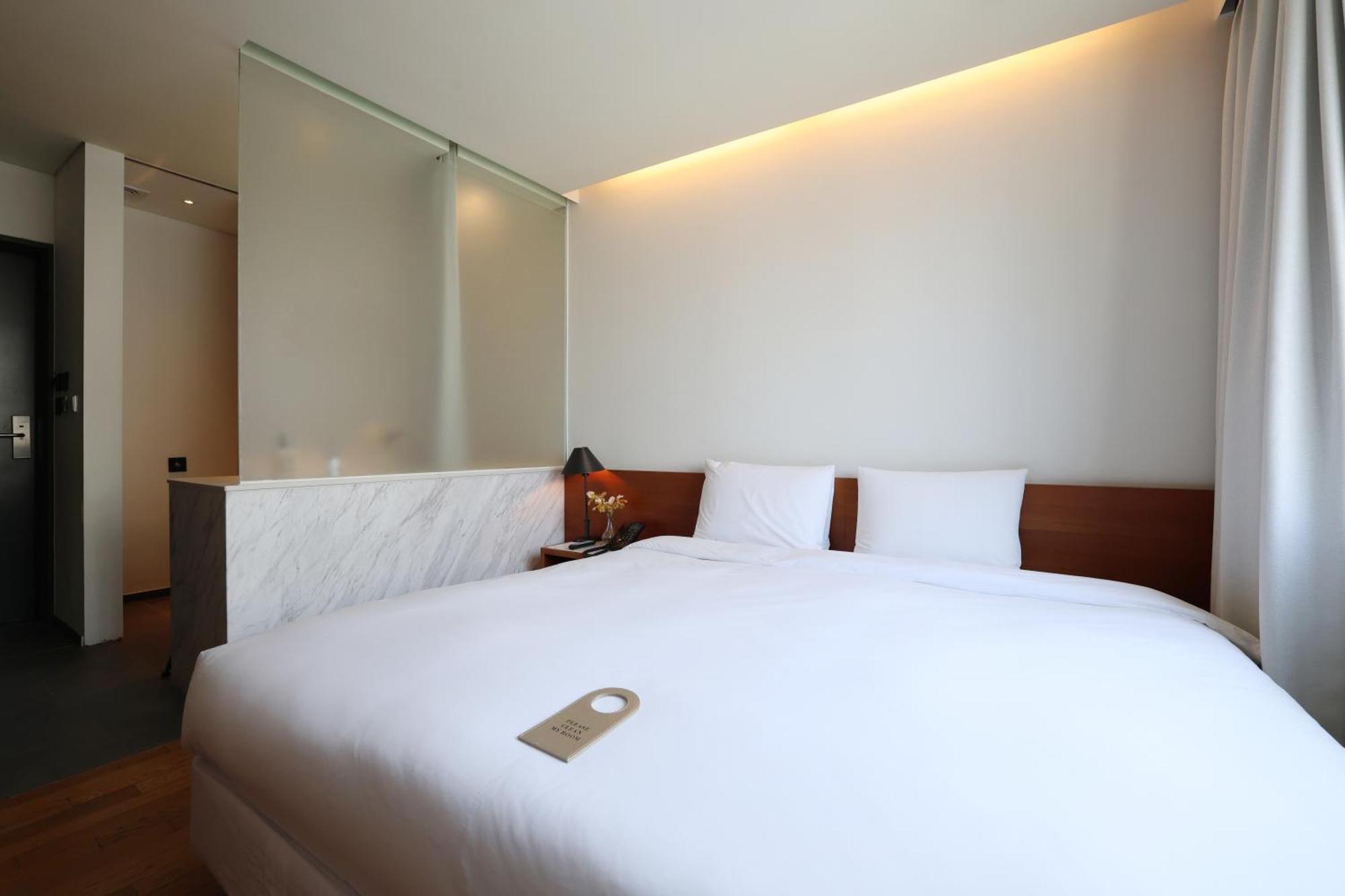 Seoul Hotel Shinshin Myeongdong Exterior photo
