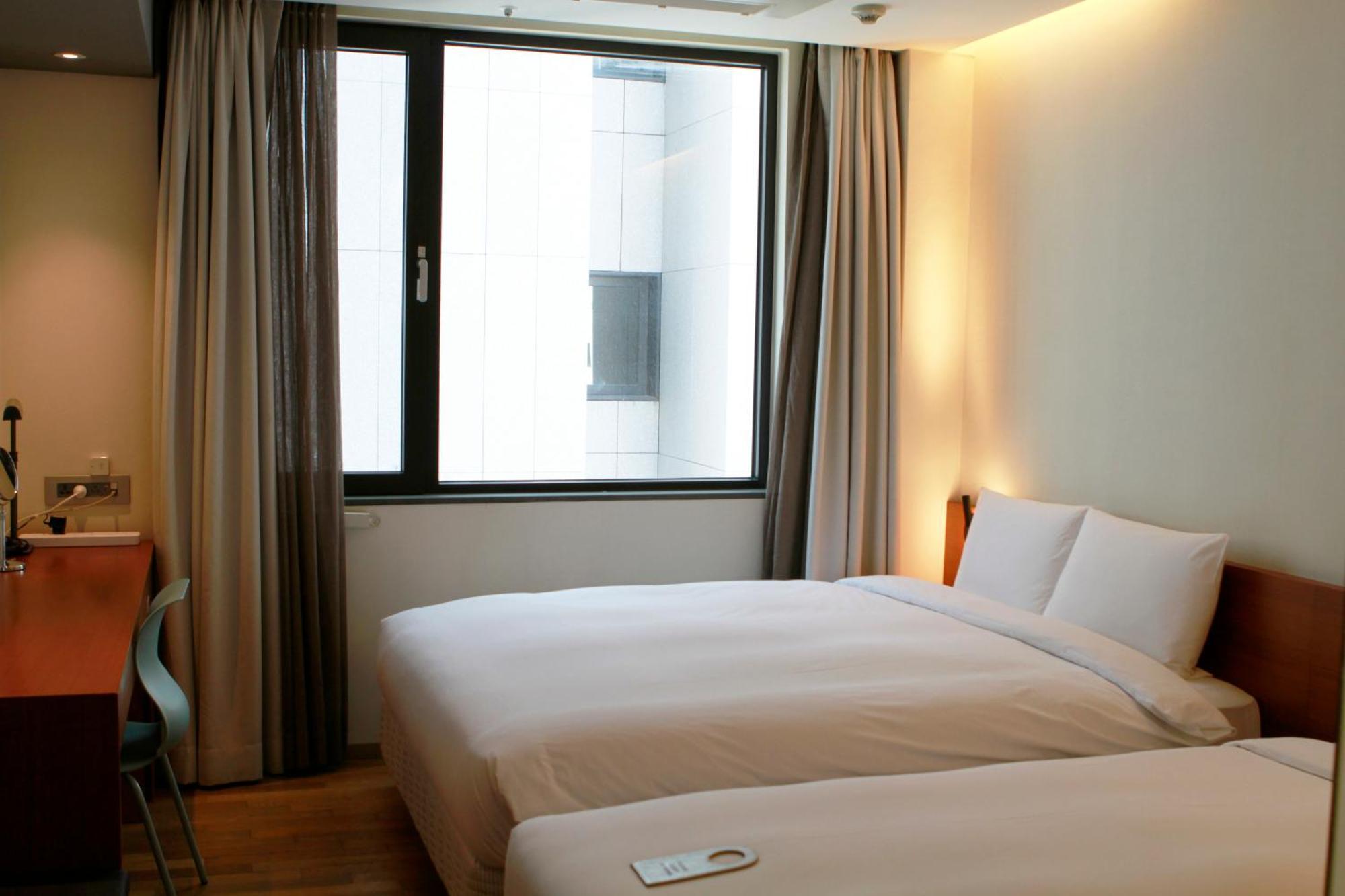 Seoul Hotel Shinshin Myeongdong Exterior photo